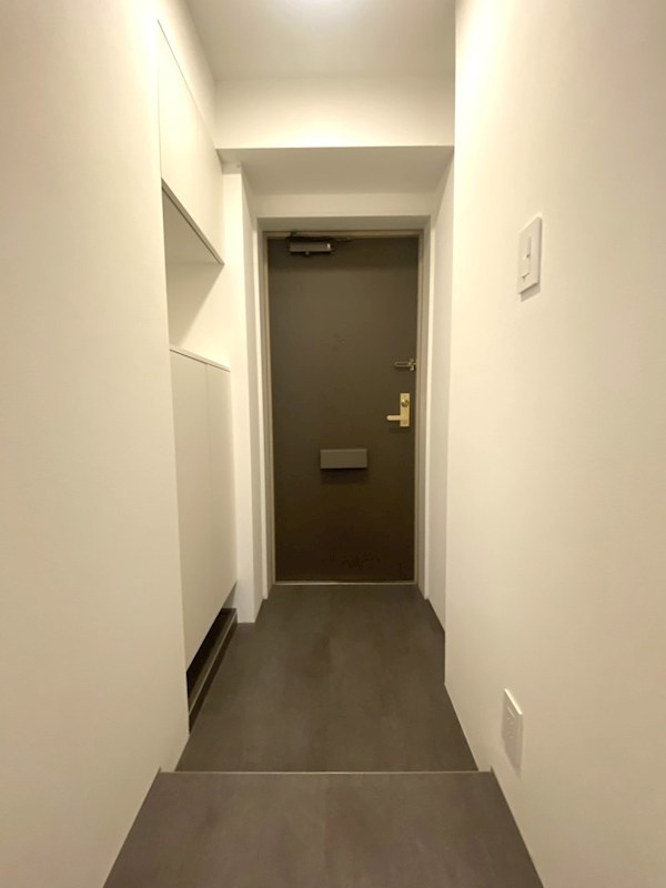 朝日シティパリオ西早稲田館 現地写真（玄関）