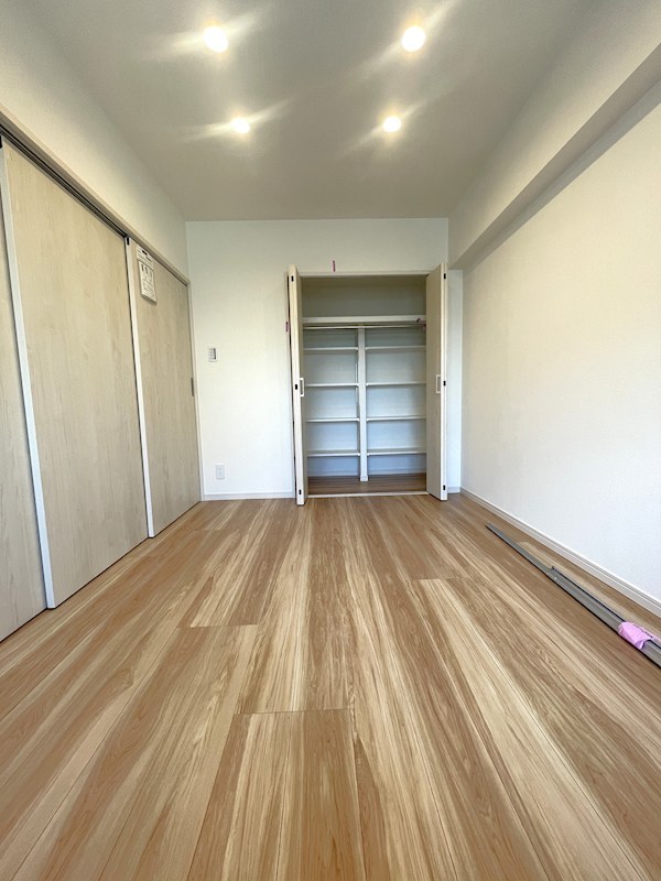 日商岩井碑文谷マンション 内観写真（寝室）