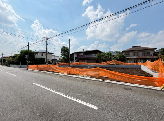 杉並区善福寺４丁目　新築戸建　3号棟  現地写真（前面道路含む現地写真）