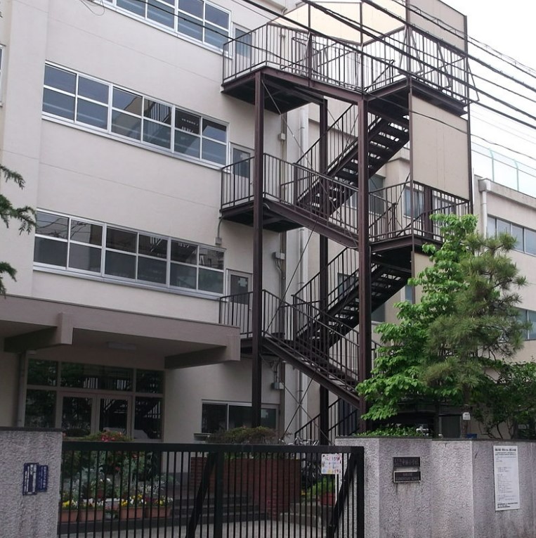 ミニカムマンション 小学校