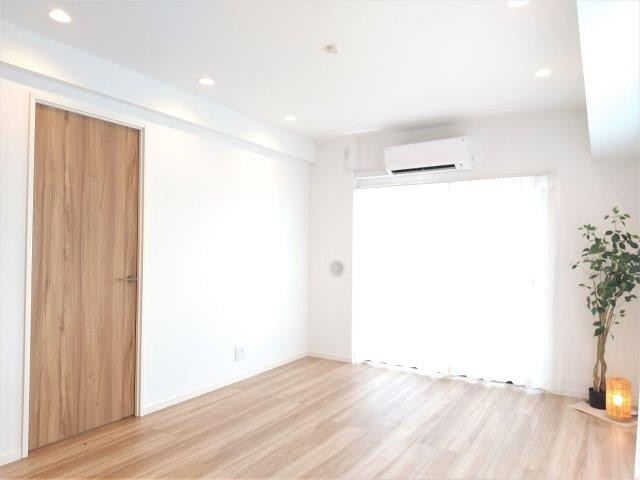 月島ホームズ 同仕様写真（リビング）