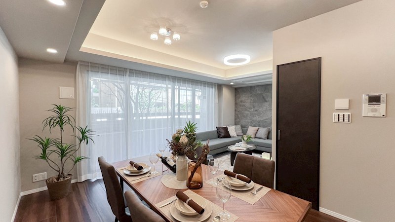 ザ・パークハウス池田山 内観写真（リビング）