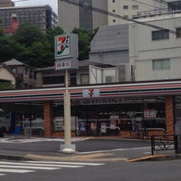 ロータリーパレス春日安藤坂 コンビニ