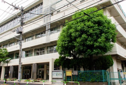 ロータリーパレス春日安藤坂 小学校