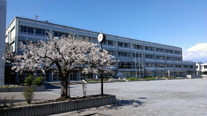 バンベール高津 小学校