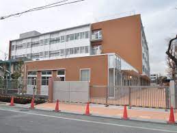 ライオンズスクエア用賀 小学校