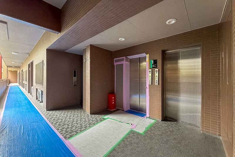 イーストパークス大島サザンスクエア 共用部写真（エントランス）