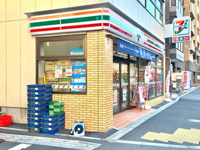 ルックハイツ北新宿壱番館 コンビニ