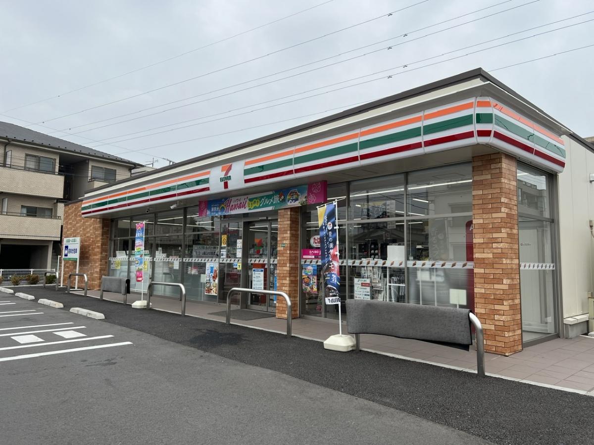 グリーンビレッジ豊玉 コンビニ