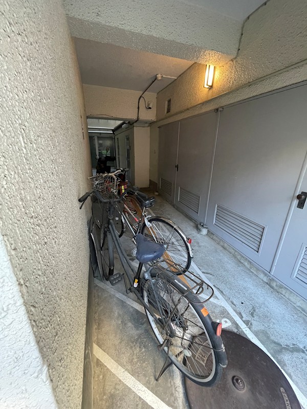 ダイアパレス五反田 共用部写真（駐車場）