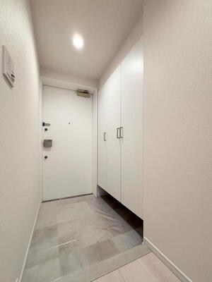 クレストシティレジデンス 現地写真（玄関）