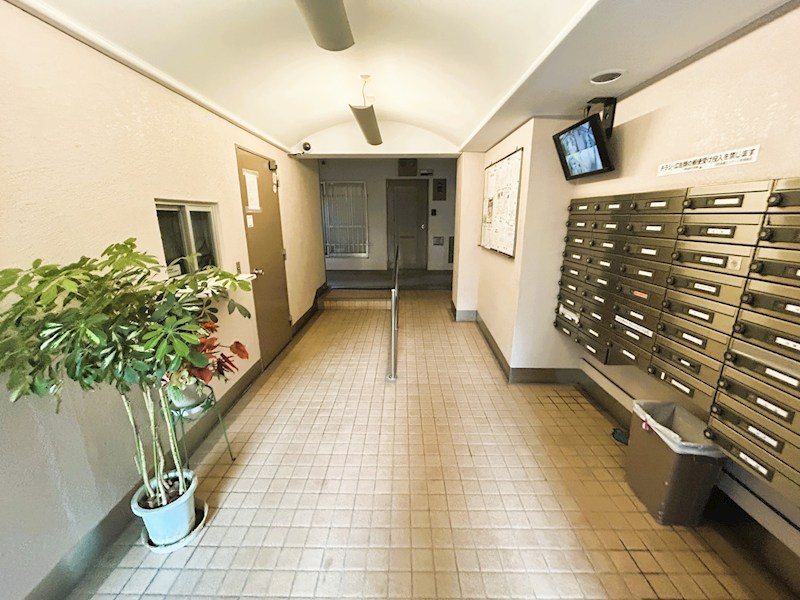 田町東豊エステート 共用部写真（エントランス）