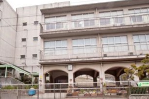 伊勢佐木町レインボーマンション 中学校