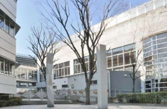 ゼファー目白ビアージュ 中学校