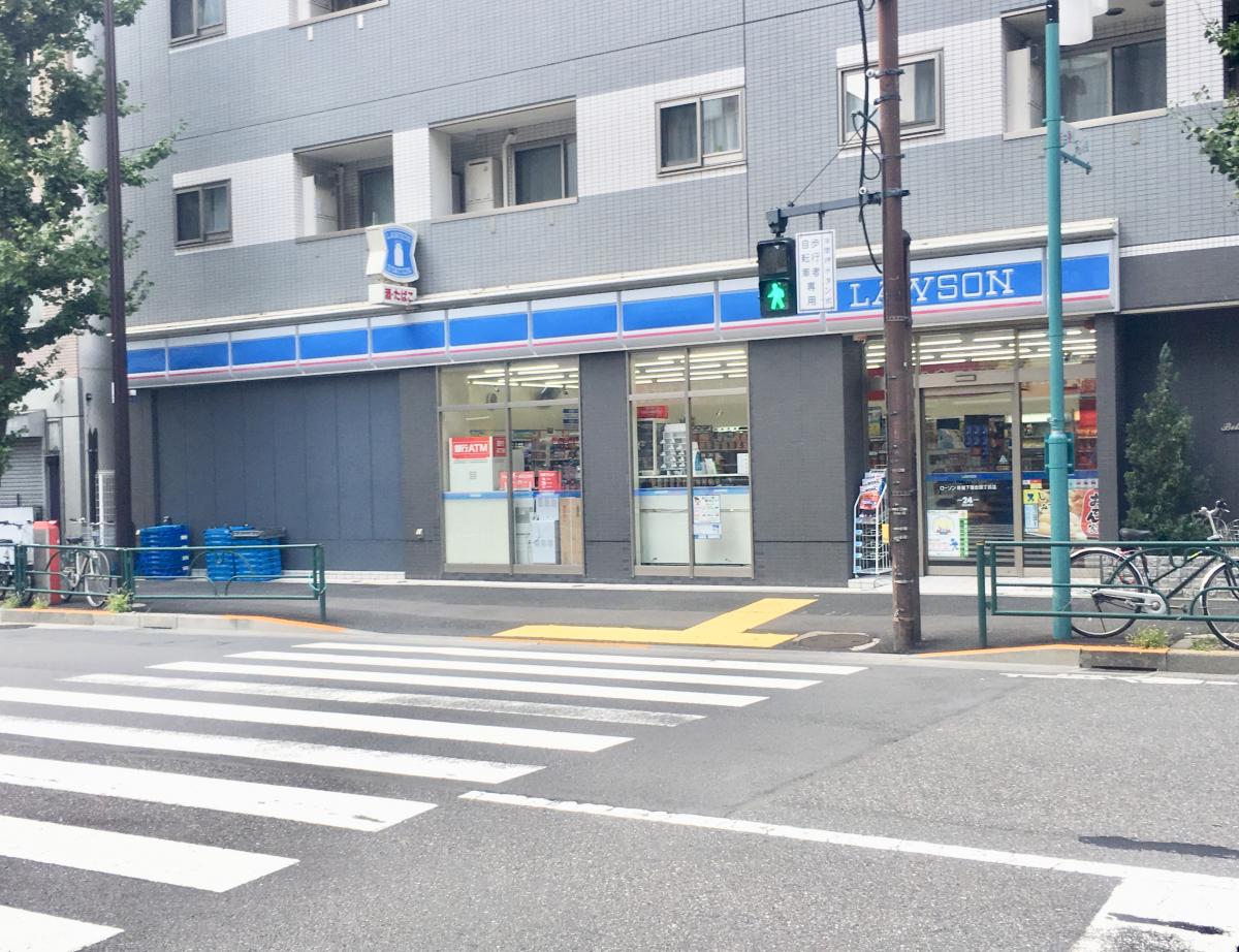 ゼファー目白ビアージュ コンビニ