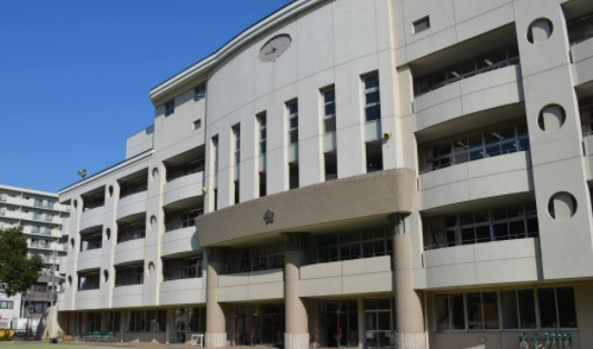 オープンレジデンシア六義園サウスコート 小学校