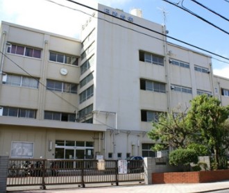 ヒルハイツ日吉 中学校