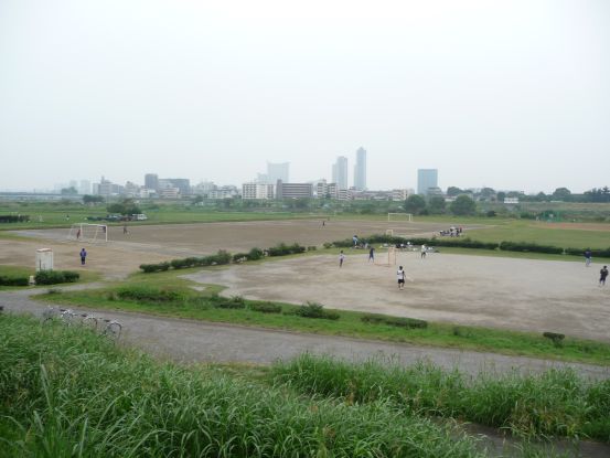 オープンレジデンシア新丸子 公園