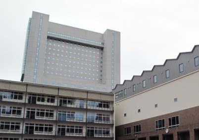 ヴィラロイヤル三番町 中学校