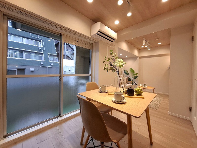 中銀八丁堀マンシオン 内観写真（リビング）