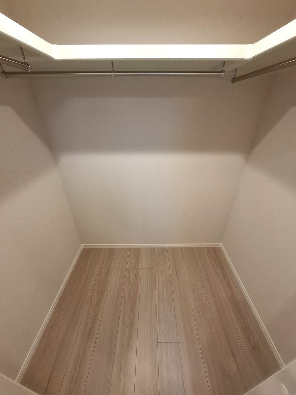 中銀八丁堀マンシオン 内観写真（収納）