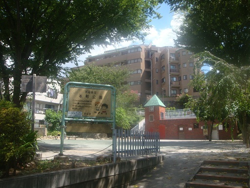 ザ・パークワンズ渋谷本町 公園