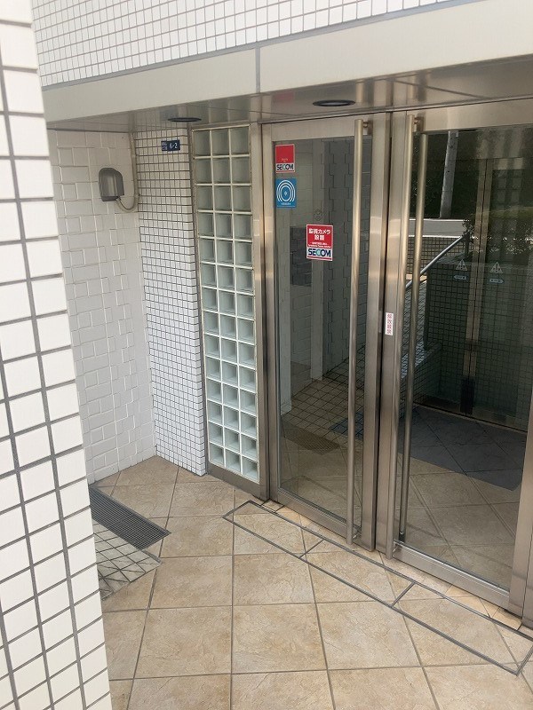 ファミール南青山ブランカ 共用部写真（エントランス）