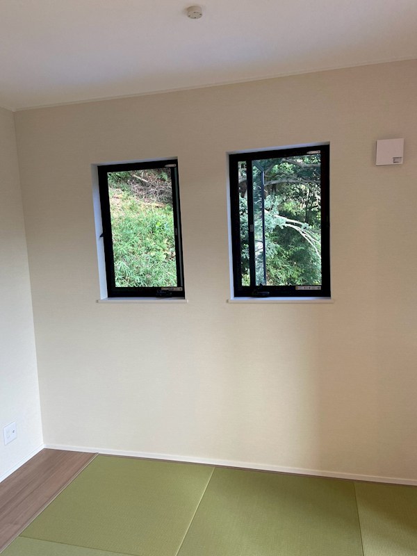 鎌倉市植木中古戸建 内観写真（リビング）