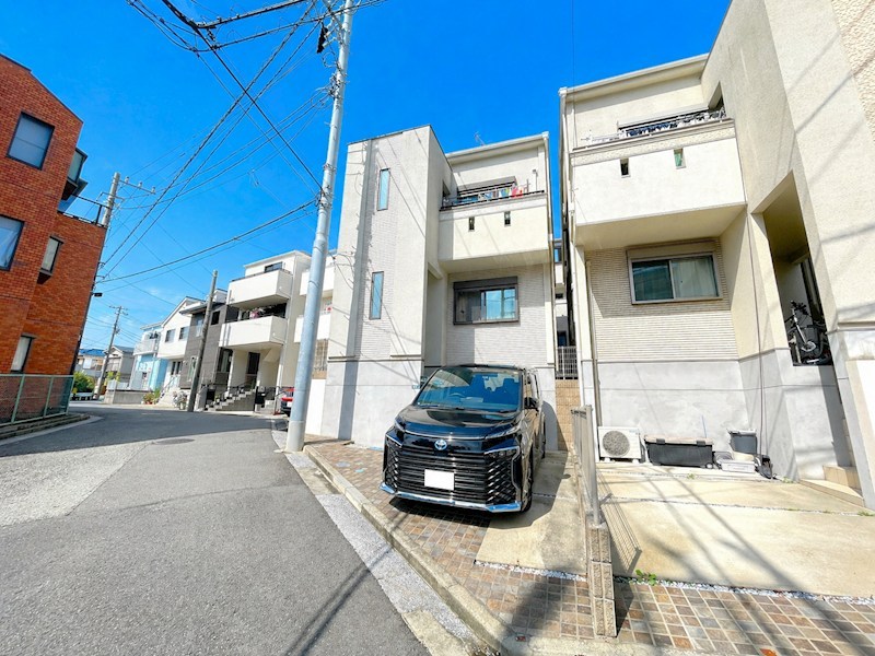 大岡1丁目　築浅中古戸建住宅 現地写真