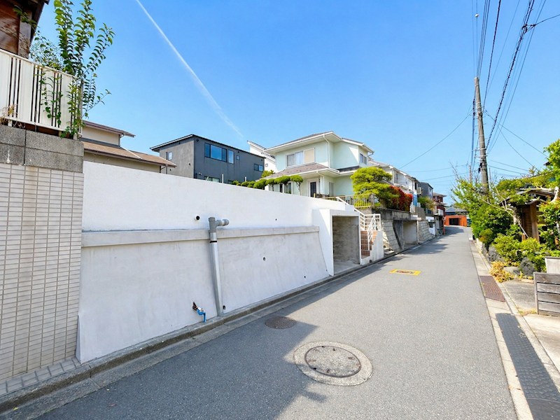 注文住宅に最適！鎌倉市腰越1丁目建築条件無し売地 現地写真