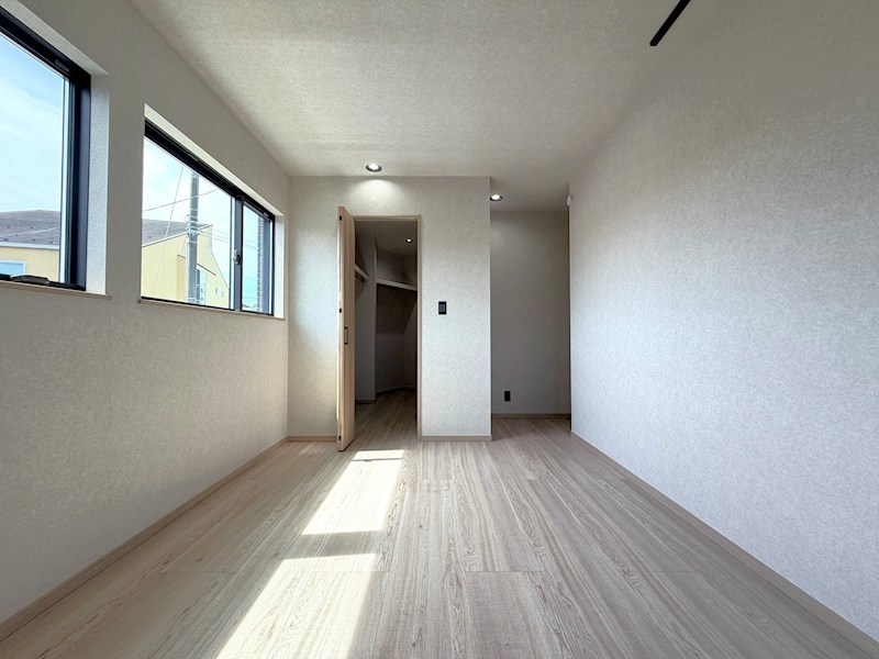 ガレージハウス荏田東 内観写真（リビング以外の居室）