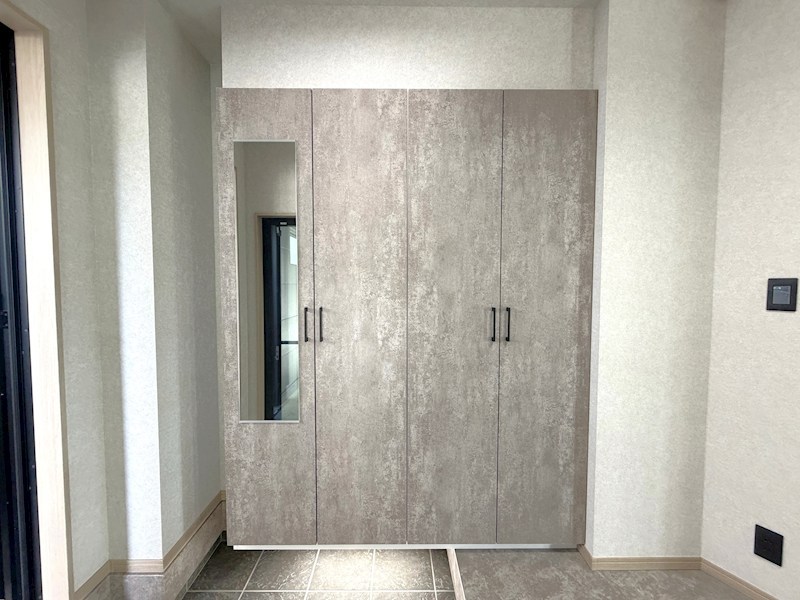 ガレージハウス荏田東 内観写真（収納）