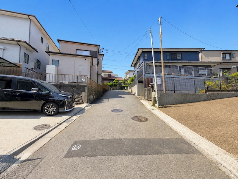 フォレスト・ガーデンズ鶴ヶ峰 現地写真（前面道路含む現地写真）