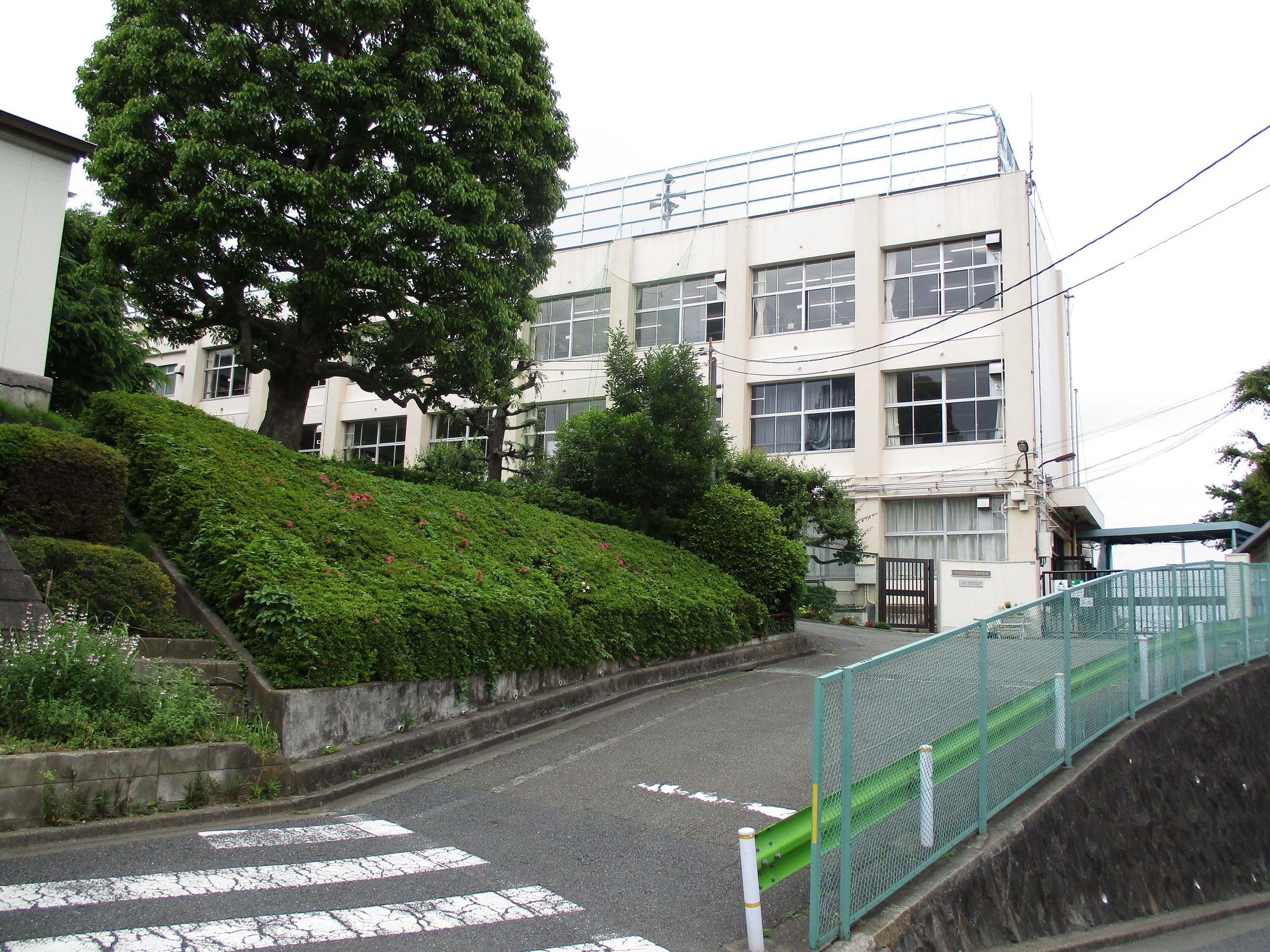 東京都大田区南馬込２丁目 中学校