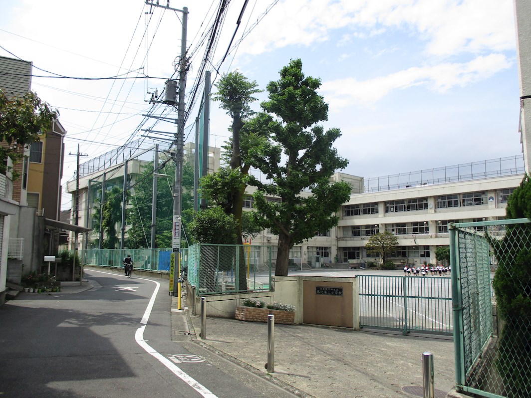 東京都大田区南馬込２丁目 小学校