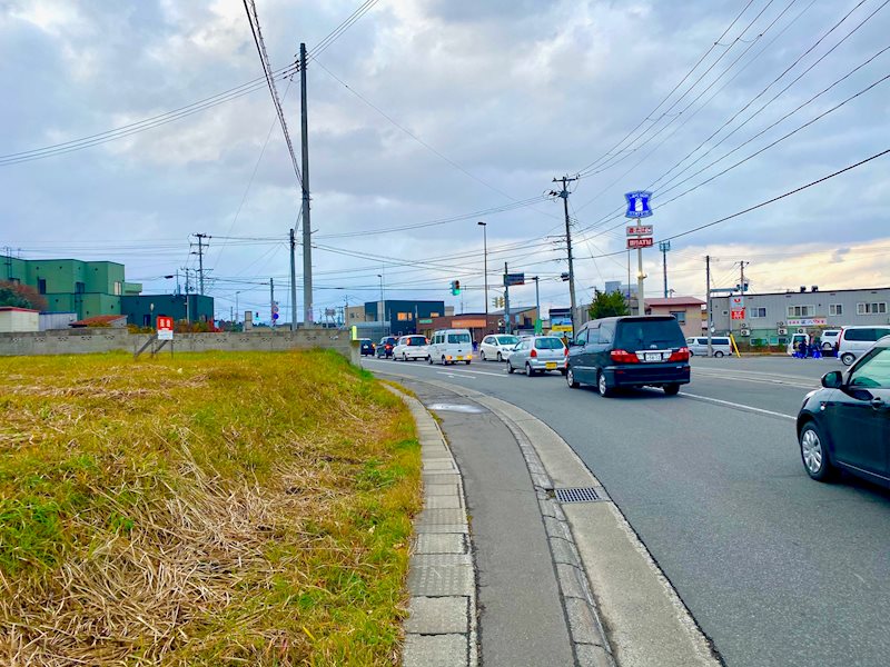 【土地】三内丸山 現地写真（前面道路含む現地写真）