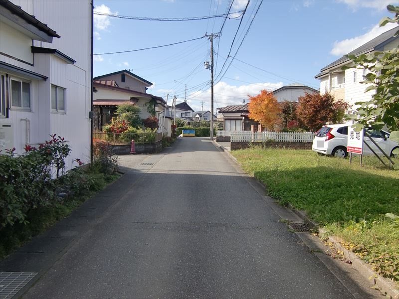 【ハシモトホーム】水沢川端売地 現地写真（前面道路含む現地写真）