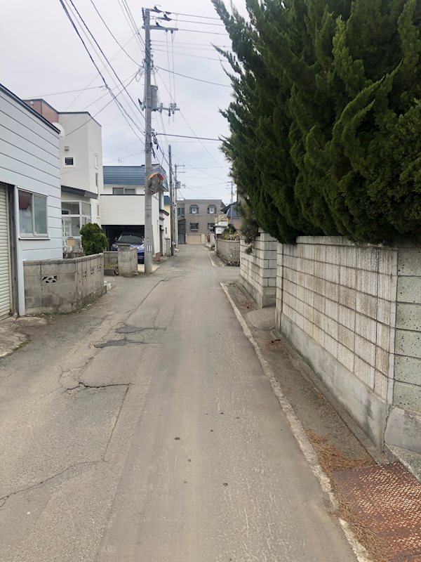 【土地】佃三丁目 現地写真（前面道路含む現地写真）