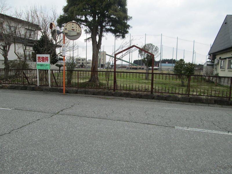 ◇八戸支店◇十和田市大字洞内字井戸頭144番370 その他
