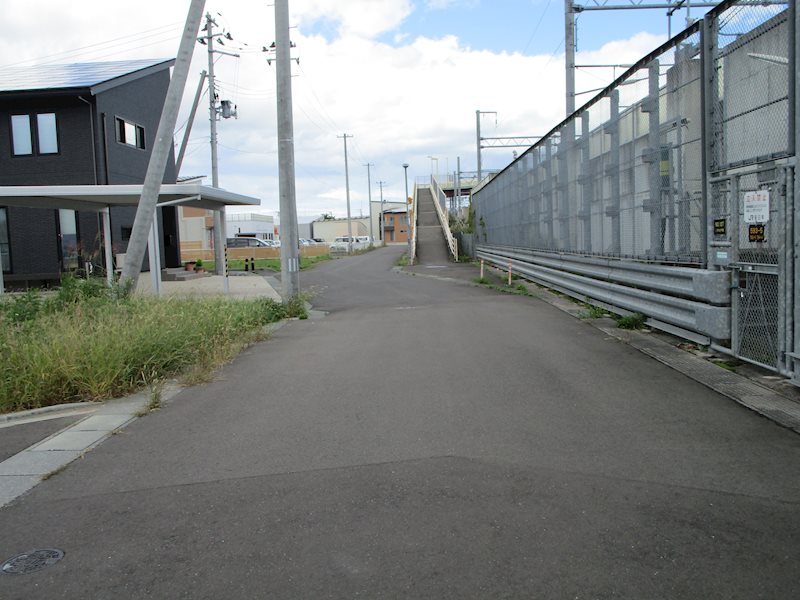 【建築条件付】八戸駅西土地区画整理地_22-1ブロック2-3ロット[№3]  現地写真（前面道路含む現地写真）