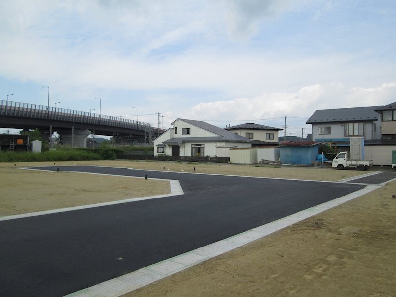 【建築条件付】八戸市長苗代字紺屋町_№20 現地写真（前面道路含む現地写真）