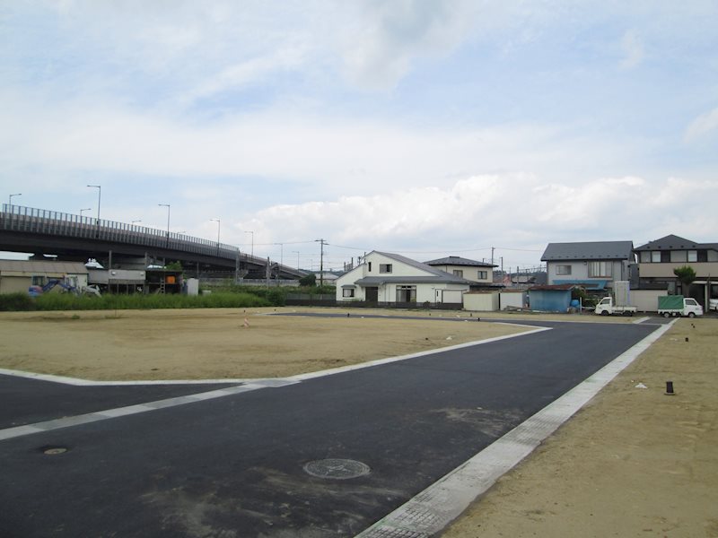 【建築条件付】八戸市長苗代字紺屋町_№20 現地写真（前面道路含む現地写真）