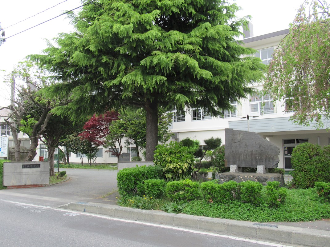 【建築条件付】八戸市湊町上中道_土地 中学校