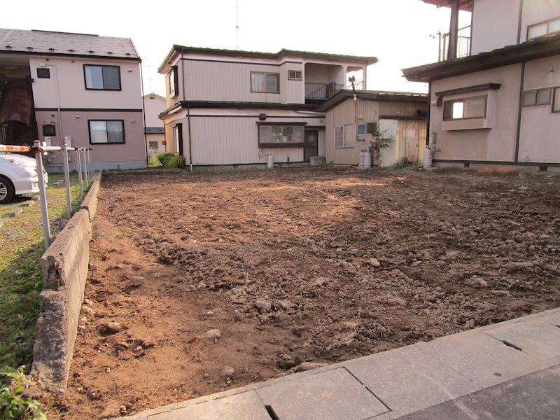 【建築条件付】八戸市売市字鴨ケ池_土地 現地写真