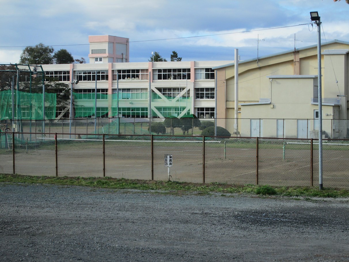 【建築条件付】三沢市春日台二丁目152番447 中学校