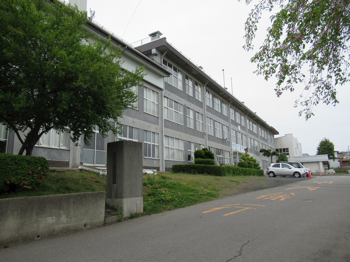 【建築条件付】八戸市白銀町字雷_No.2 小学校