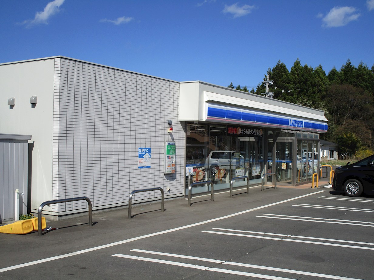 ◇八戸支店◇三戸郡階上町道仏榊山 コンビニ