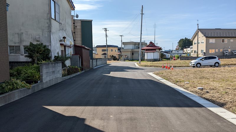【ハシモトホーム売地】石江三好分譲地№5 現地写真（前面道路含む現地写真）