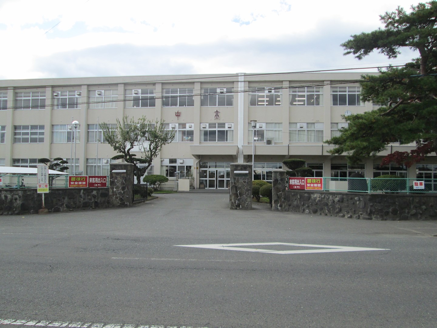 【建築条件付】十和田市西四番町28番46　区画E 高校・高専