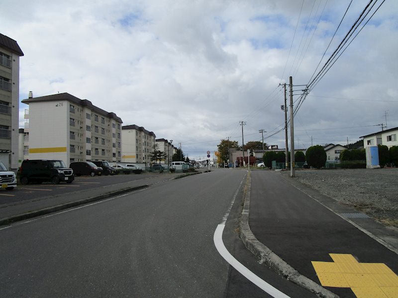 【建築条件付】八戸市下長五丁目10-13 NO.3 現地写真（前面道路含む現地写真）